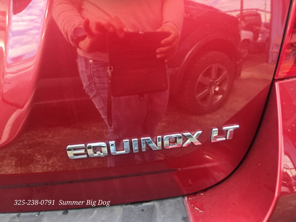 Photo 14 of this CHEVROLET EQUINOX