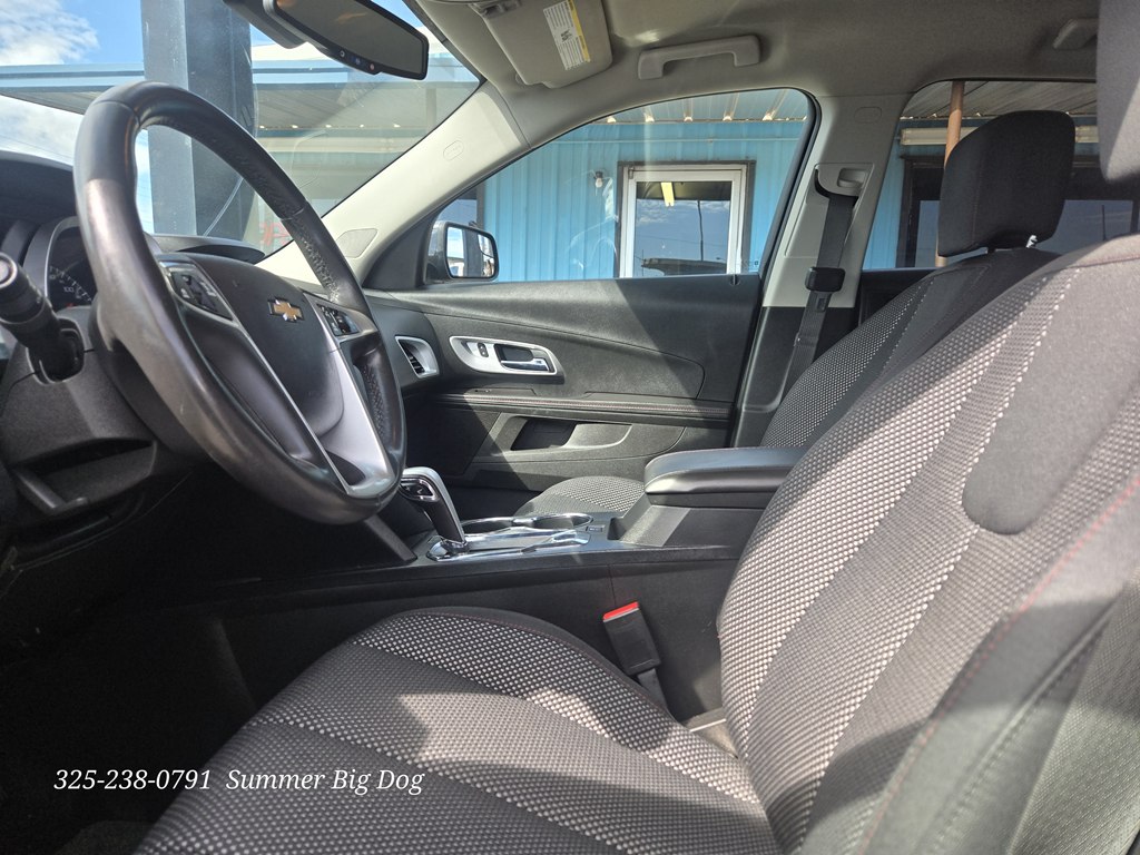 Photo 8 of this CHEVROLET EQUINOX