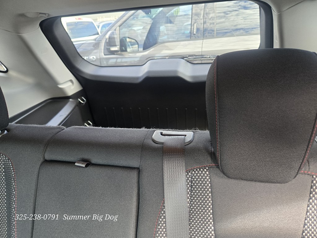 Photo 12 of this CHEVROLET EQUINOX
