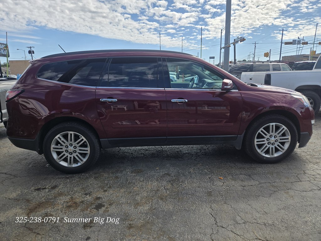 Photo 6 of this CHEVROLET TRAVERSE