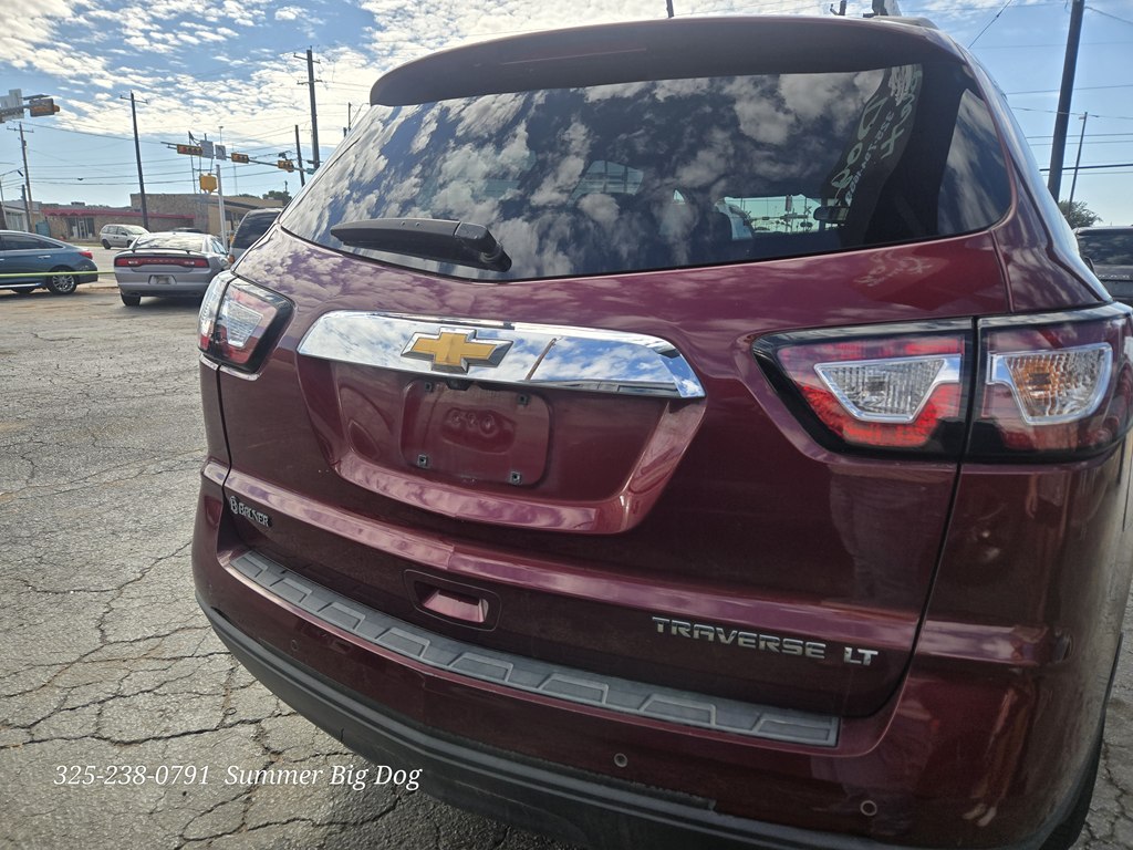 Photo 7 of this CHEVROLET TRAVERSE