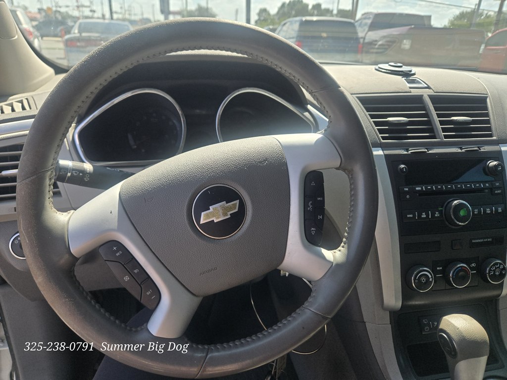 Photo 9 of this CHEVROLET TRAVERSE