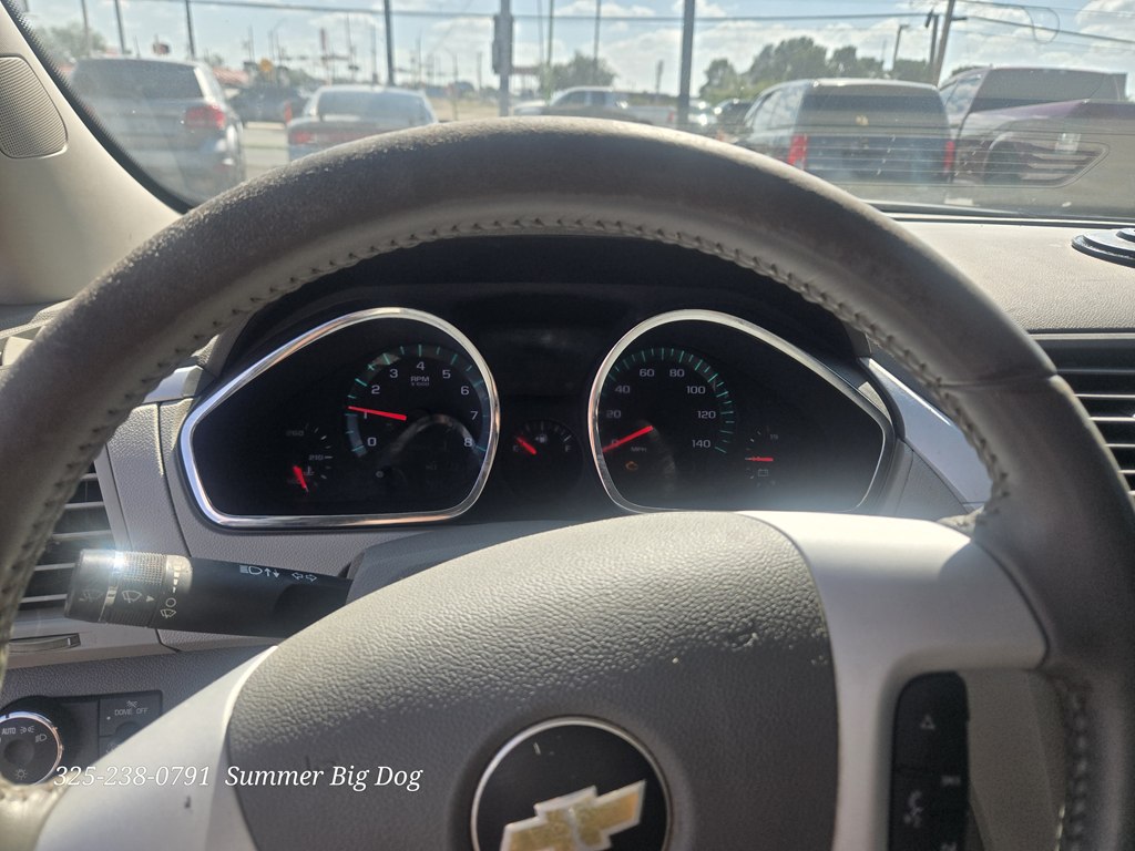Photo 11 of this CHEVROLET TRAVERSE
