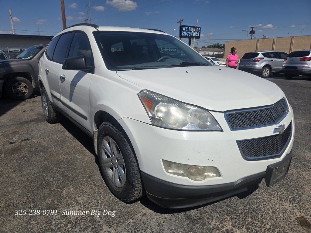 Photo 5 of this CHEVROLET TRAVERSE
