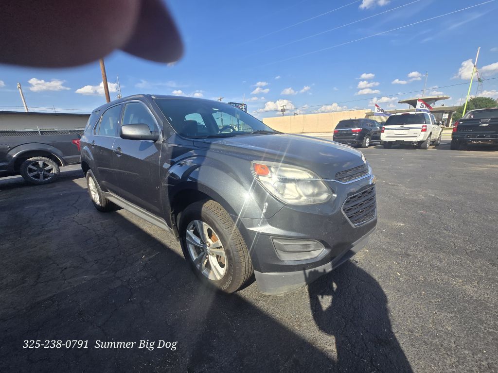 Photo 4 of this CHEVROLET EQUINOX