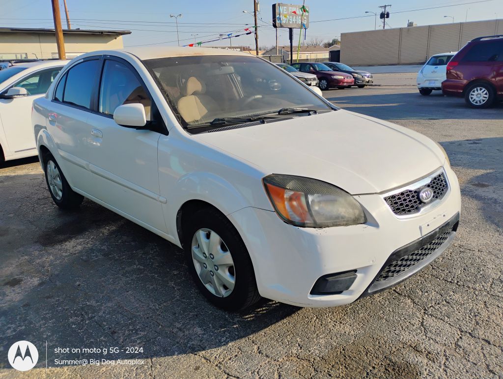 Photo 5 of this KIA RIO