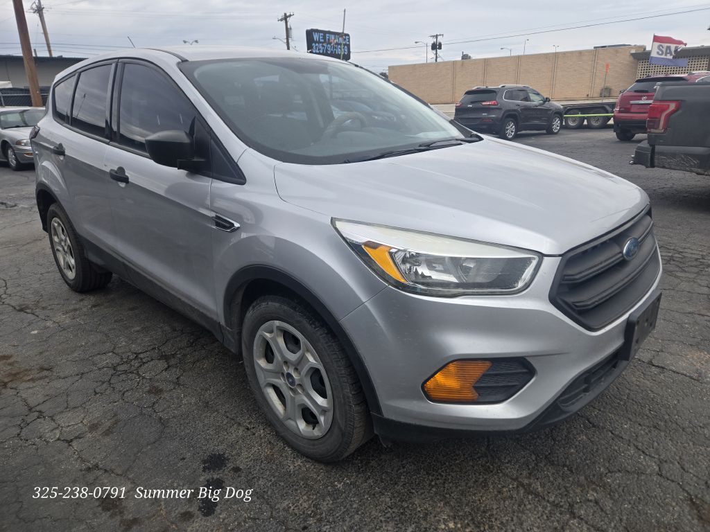 Photo 4 of this FORD ESCAPE