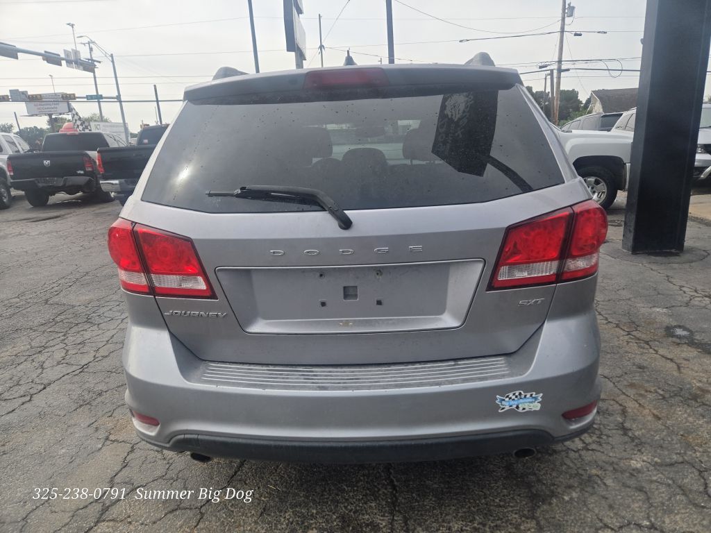Photo 6 of this DODGE JOURNEY