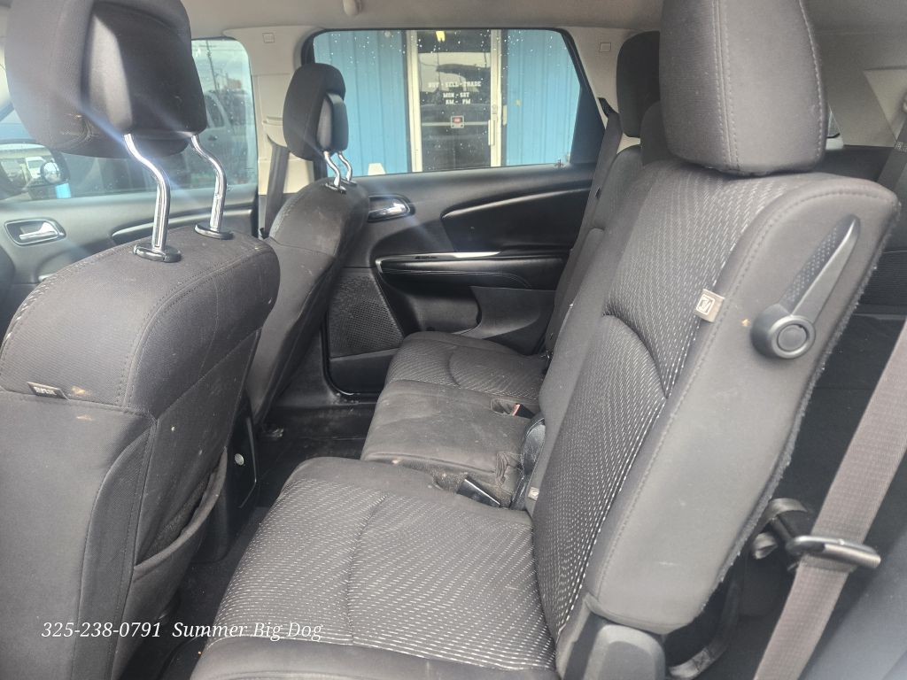 Photo 9 of this DODGE JOURNEY