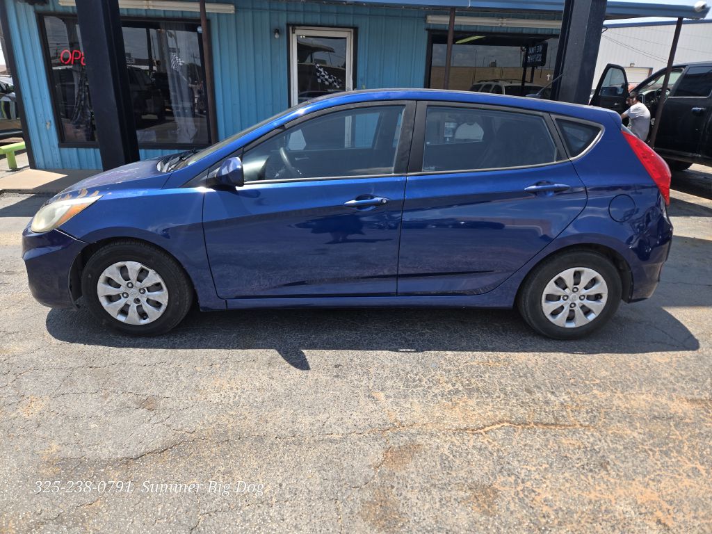 Photo 2 of this HYUNDAI ACCENT