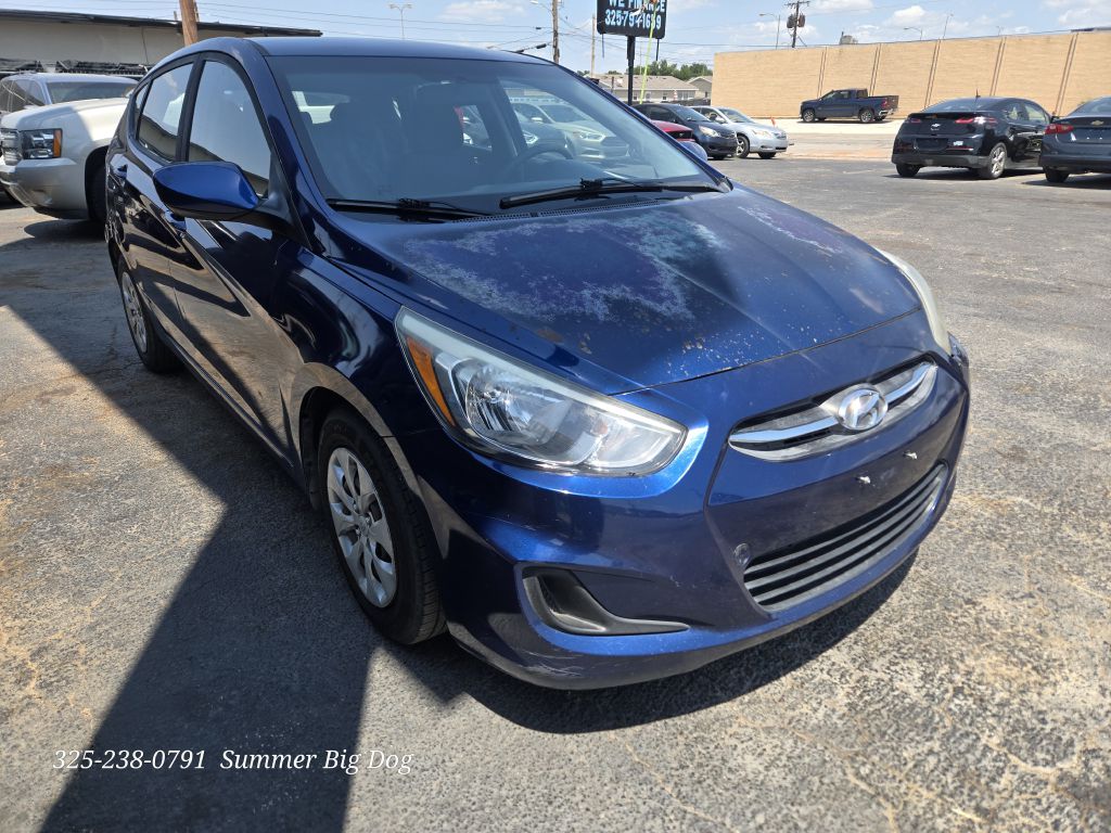 Photo 4 of this HYUNDAI ACCENT