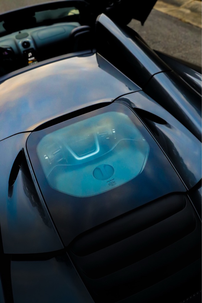 Photo 10 of this MCLAREN MP4-12C SPIDER