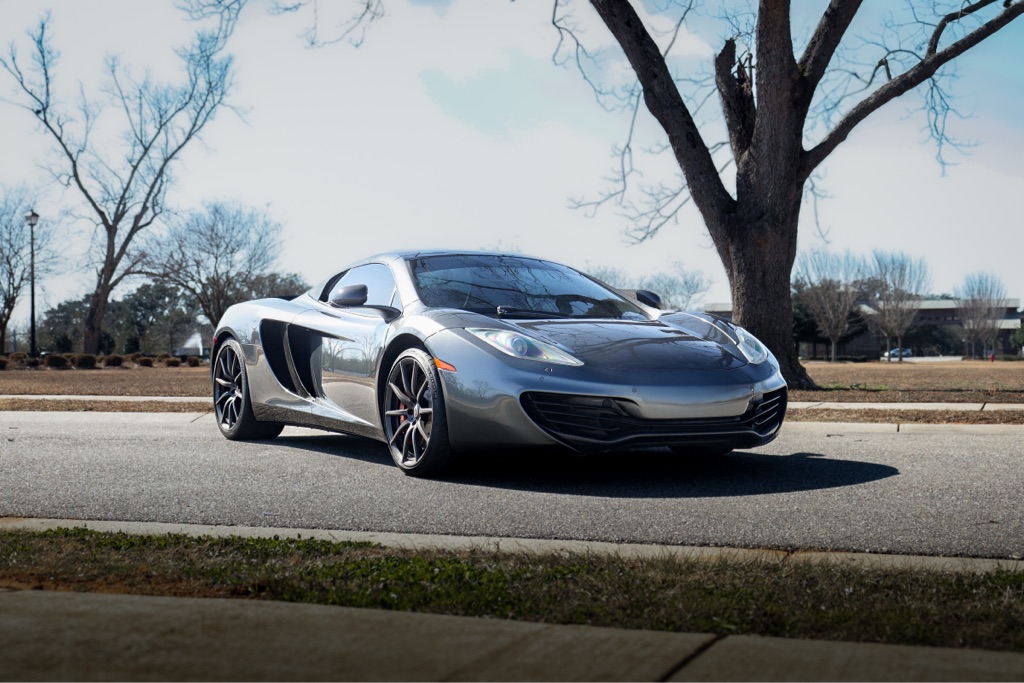 Photo 14 of this MCLAREN MP4-12C SPIDER