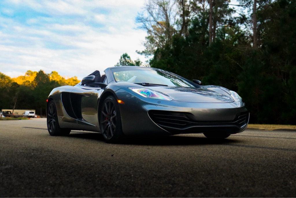 Photo 2 of this MCLAREN MP4-12C SPIDER