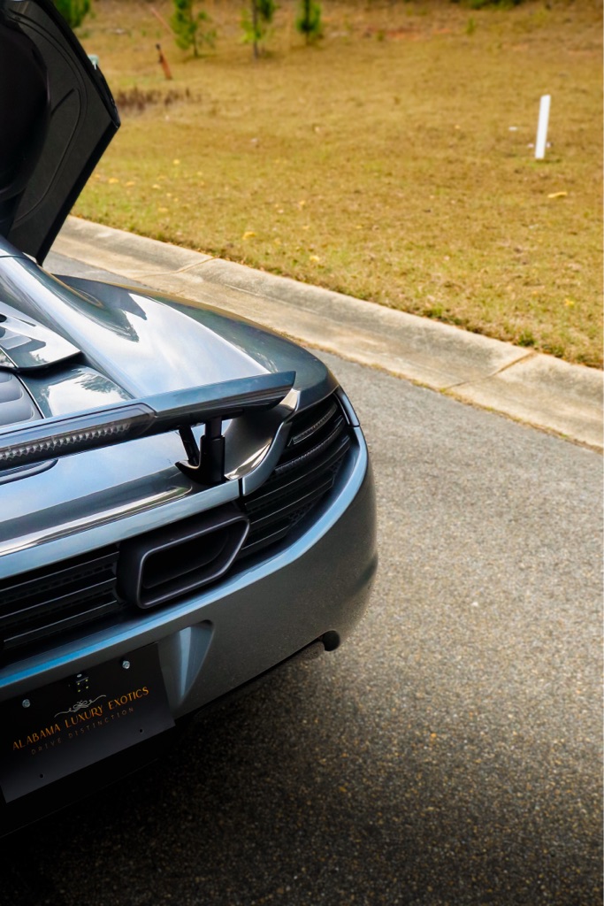 Photo 11 of this MCLAREN MP4-12C SPIDER