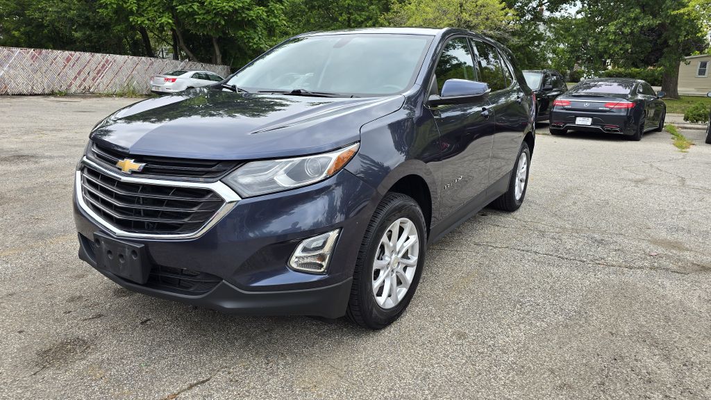 Photo 8 of this CHEVROLET EQUINOX