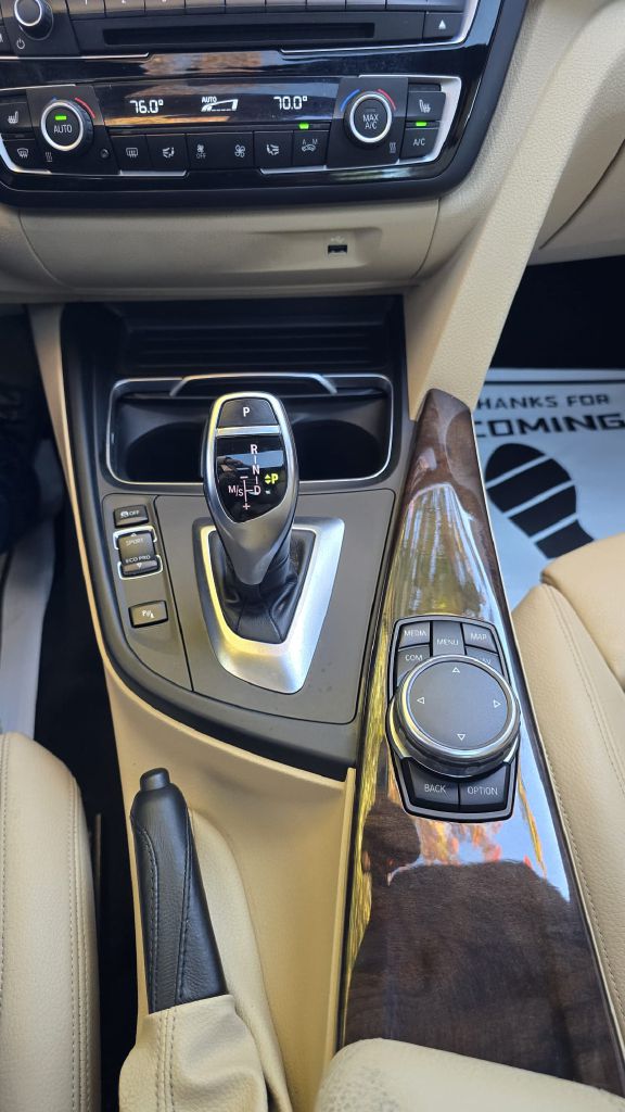 Photo 20 of this BMW 4 SERIES