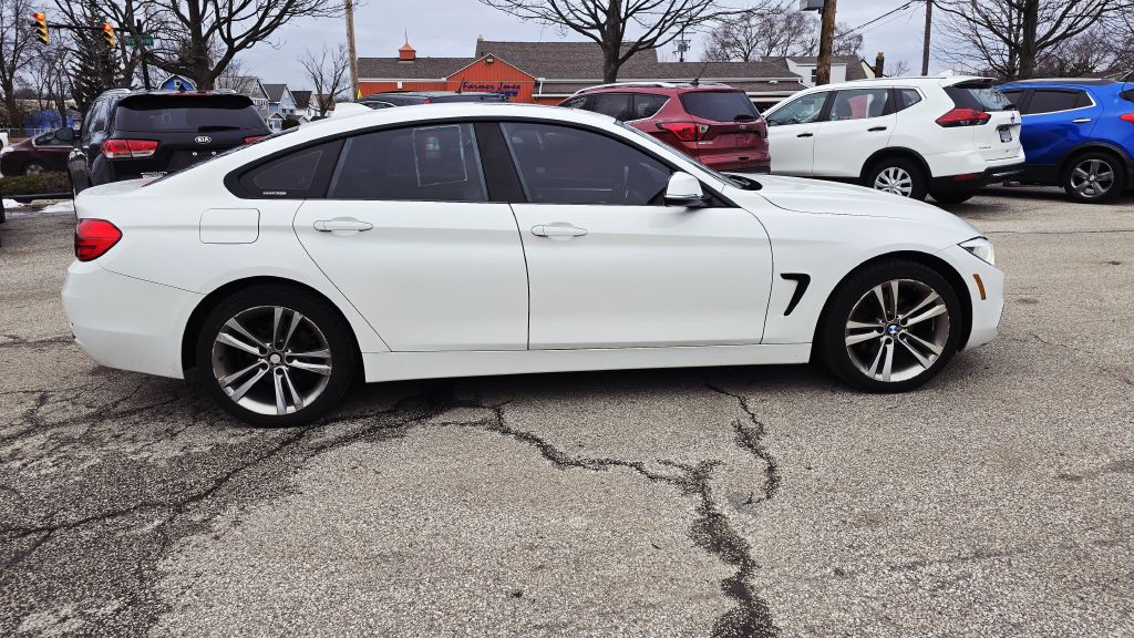 Photo 7 of this BMW 4 SERIES