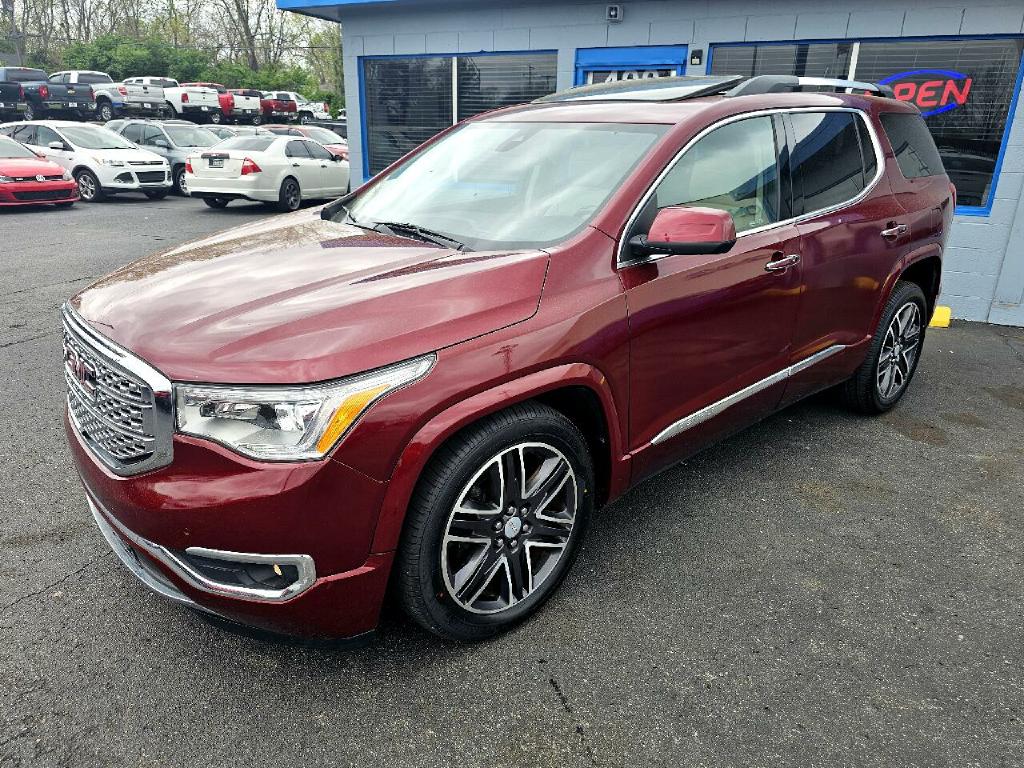 2017 GMC ACADIA Denali's photo