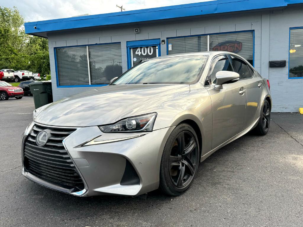 2017 LEXUS IS 200t's photo