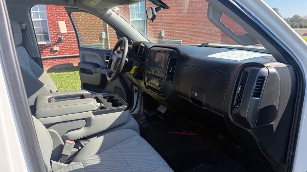 Photo 11 of this CHEVROLET SILVERADO 1500