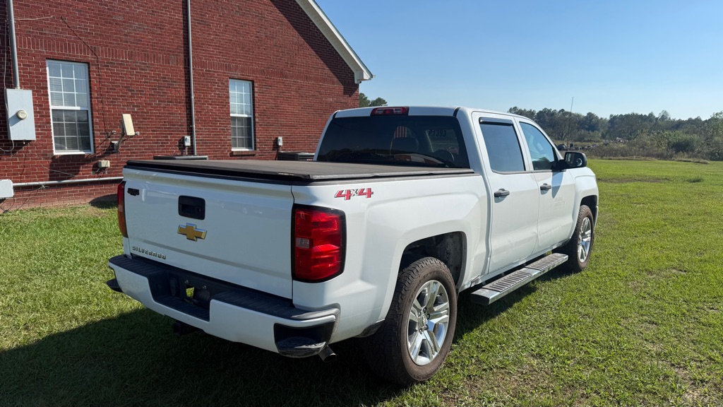 Photo 4 of this CHEVROLET SILVERADO 1500