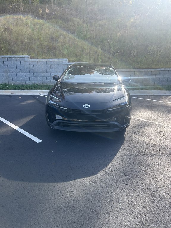 2025 Toyota Prius LE FWD