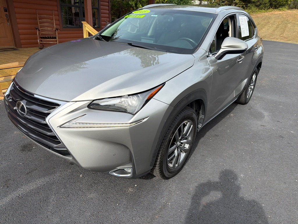 Photo 2 of this LEXUS NX 200T