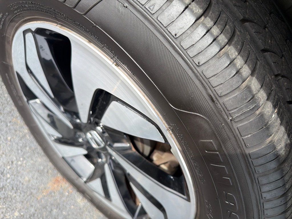 Photo 14 of this HONDA CR-V
