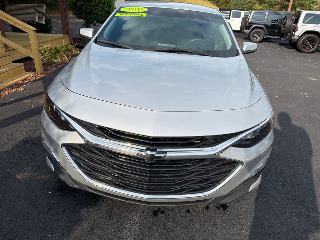 Photo 3 of this CHEVROLET MALIBU