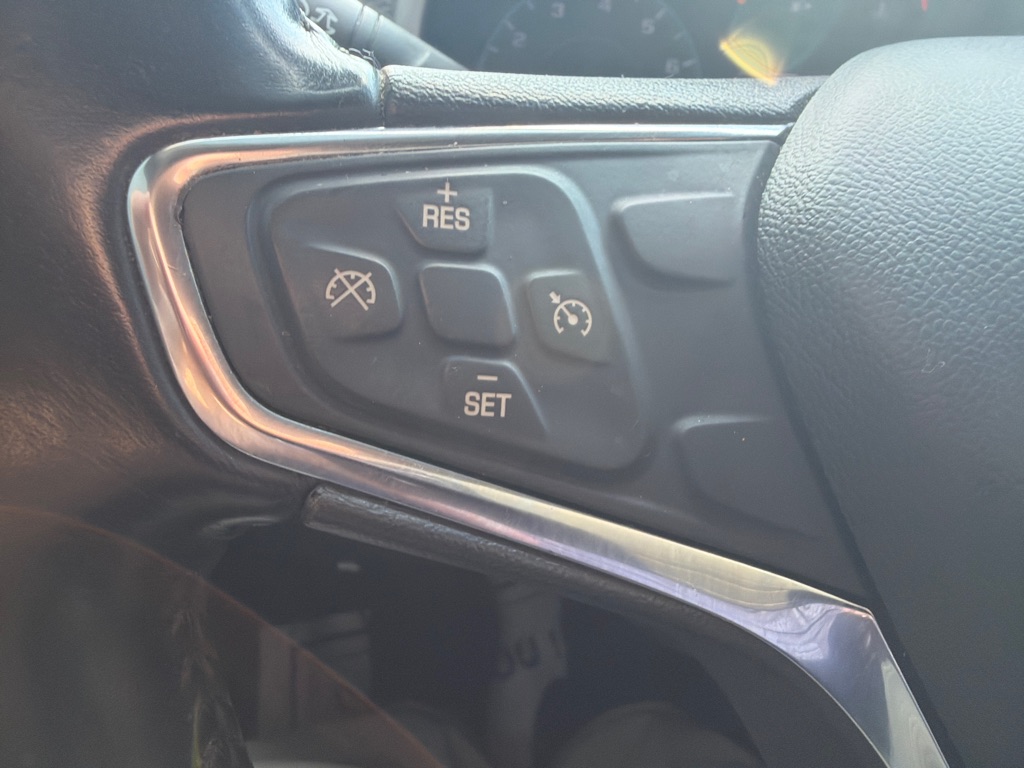 Photo 26 of this CHEVROLET MALIBU