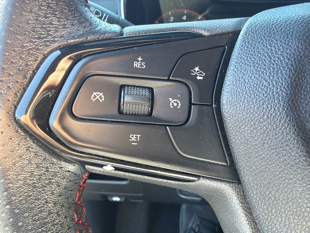 Photo 27 of this CHEVROLET TRAILBLAZER