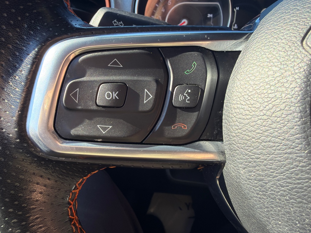 Photo 29 of this JEEP GLADIATOR