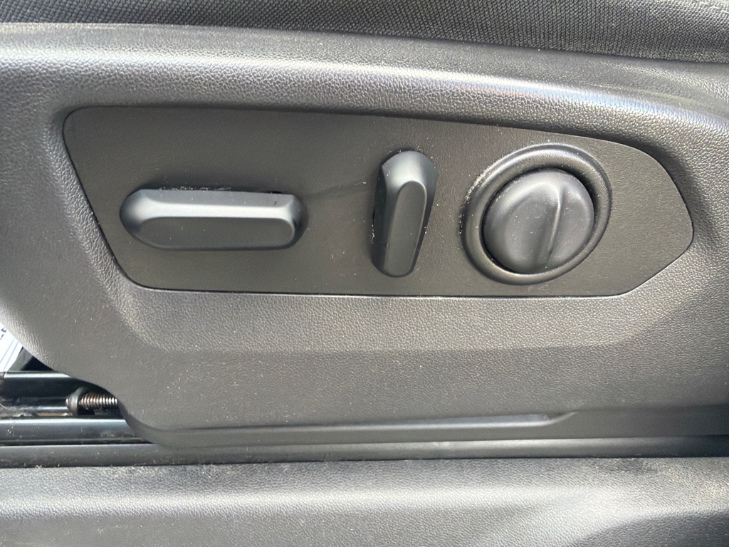 Photo 19 of this CHEVROLET SILVERADO 1500