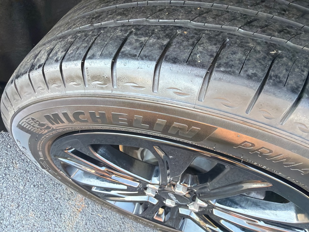 Photo 9 of this GMC ACADIA