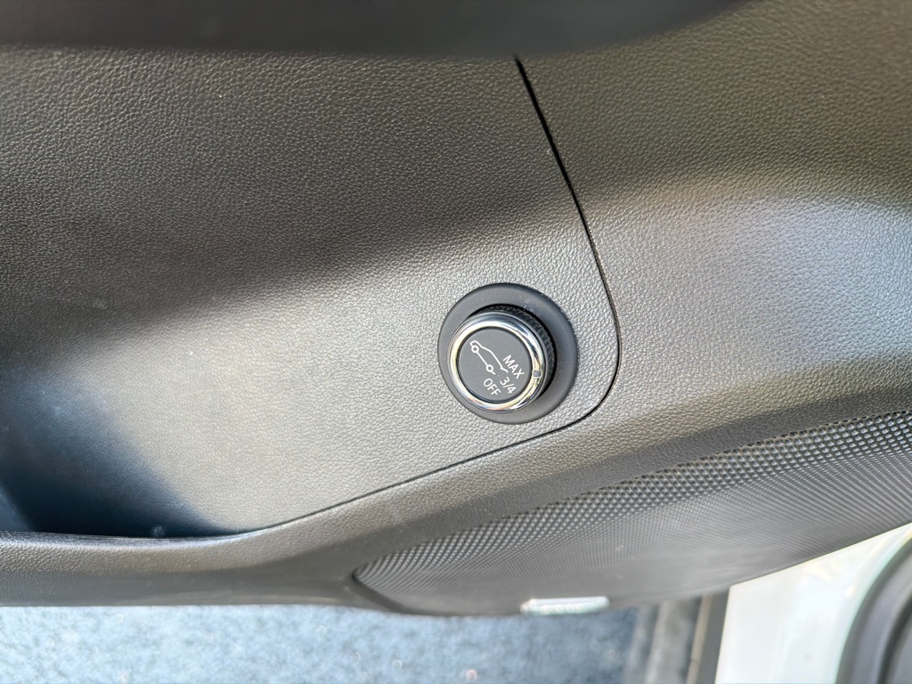 Photo 21 of this GMC ACADIA
