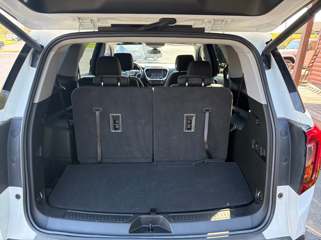 Photo 13 of this GMC ACADIA