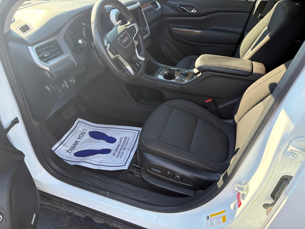 Photo 17 of this GMC ACADIA