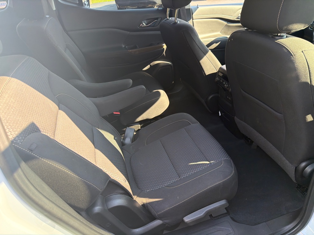 Photo 12 of this GMC ACADIA
