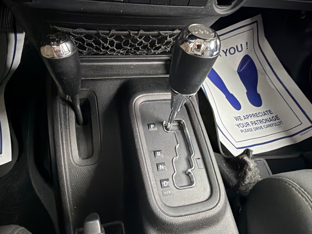 Photo 14 of this JEEP WRANGLER