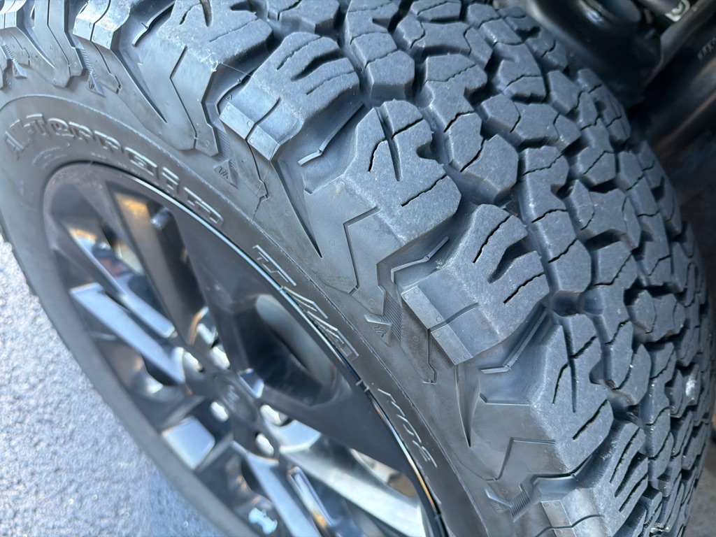 Photo 17 of this JEEP WRANGLER UNLIMI