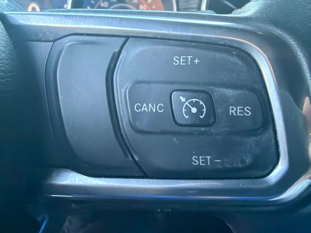 Photo 27 of this JEEP WRANGLER UNLIMI
