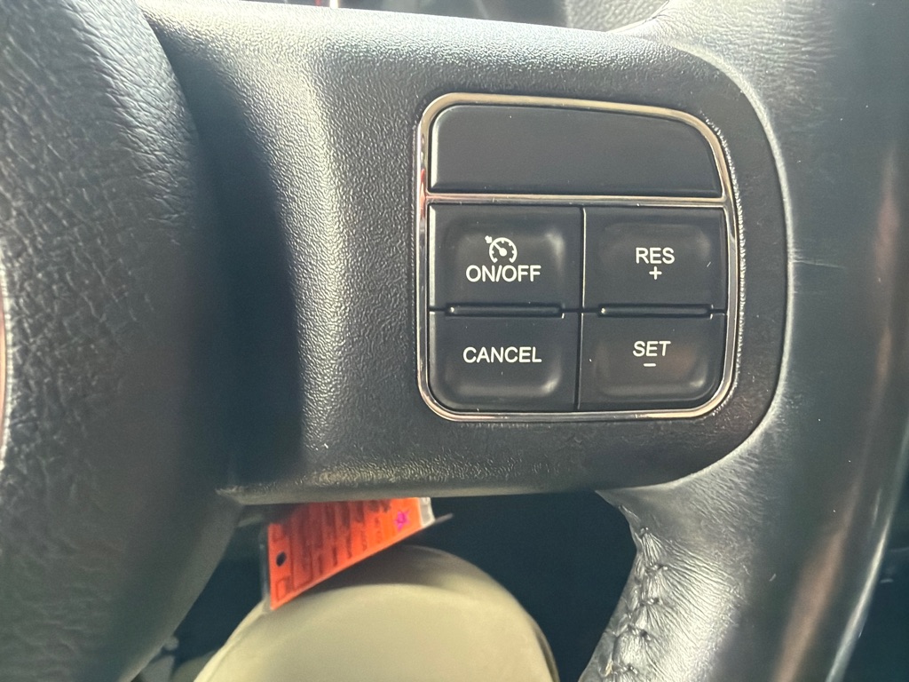 Photo 25 of this JEEP WRANGLER UNLIMI