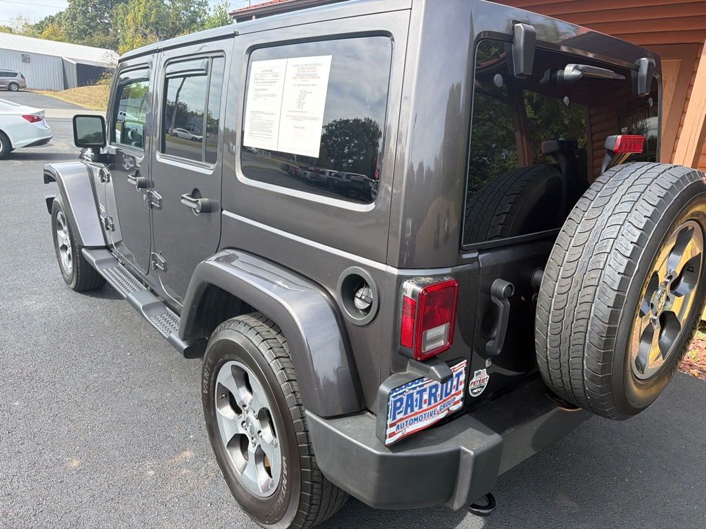 Photo 12 of this JEEP WRANGLER UNLIMI