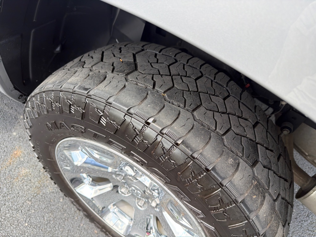 Photo 14 of this RAM 1500