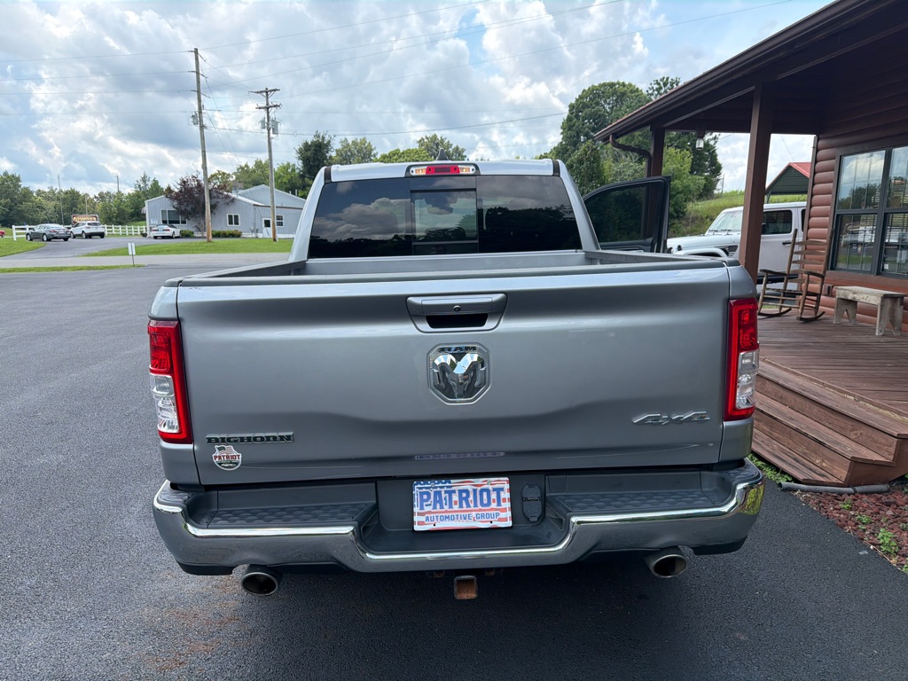 Photo 11 of this RAM 1500