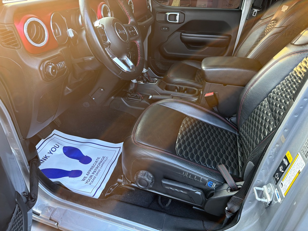 Photo 17 of this JEEP WRANGLER UNLIMI