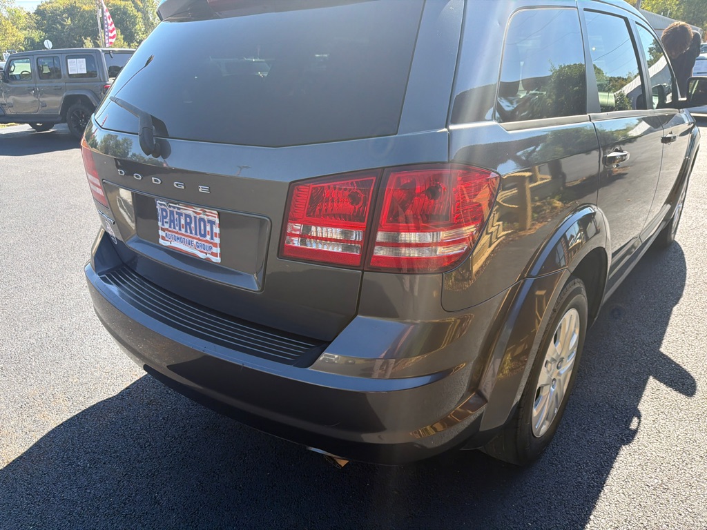 Photo 8 of this DODGE JOURNEY