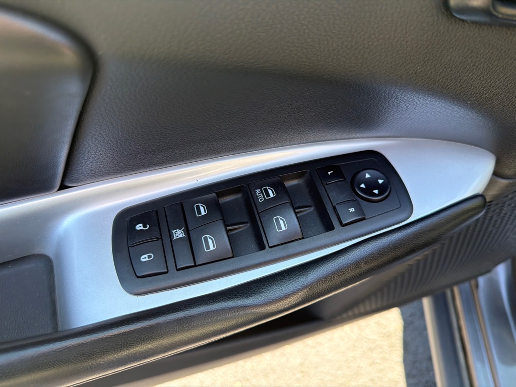 Photo 15 of this DODGE JOURNEY