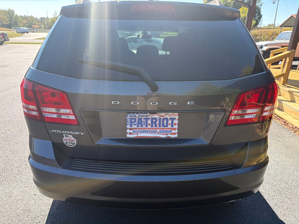 Photo 9 of this DODGE JOURNEY